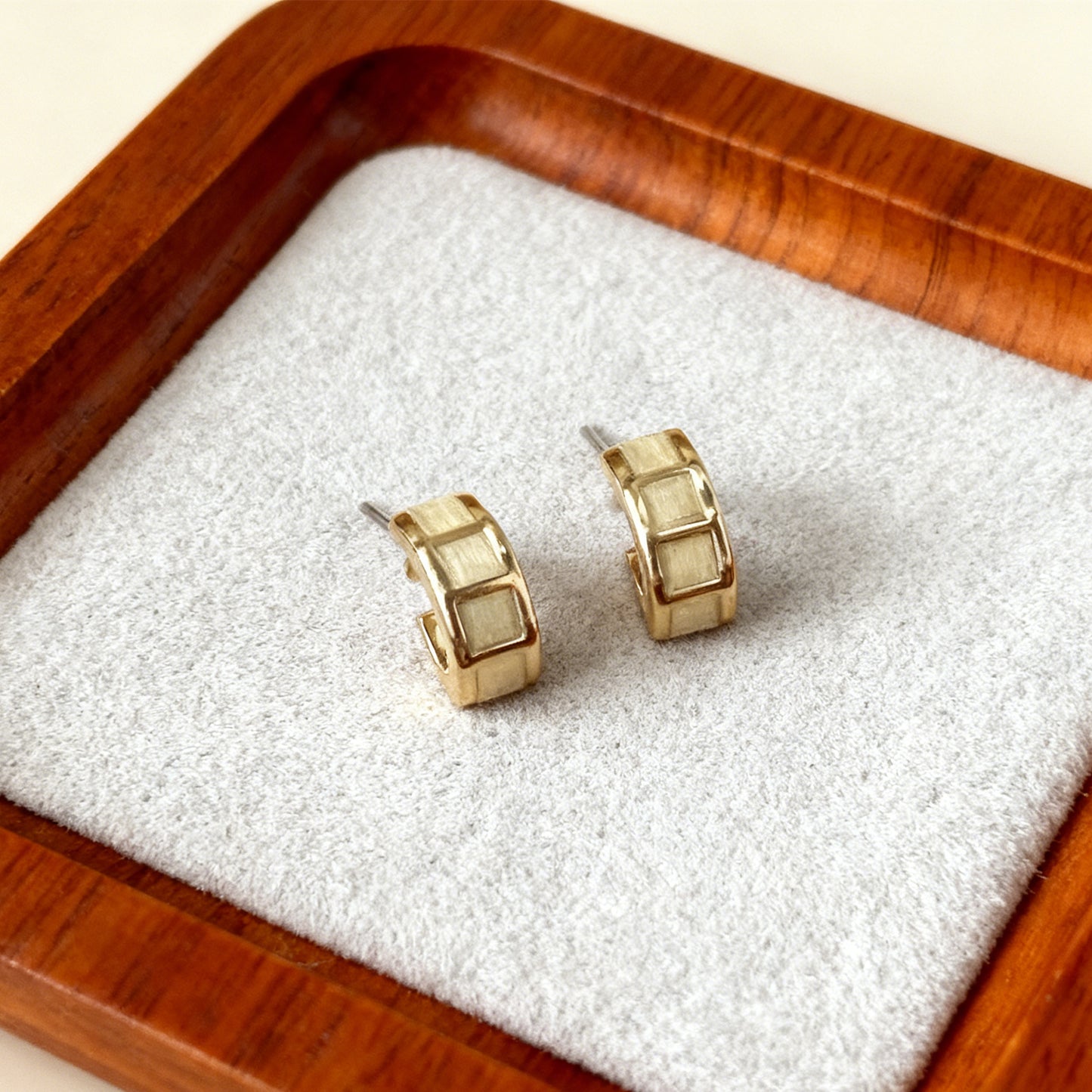 Simple Earrings-0952
