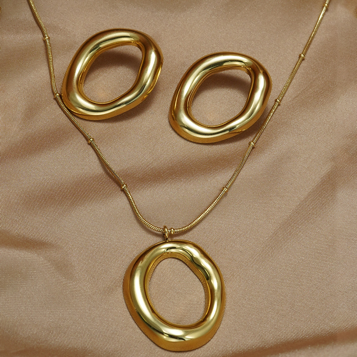Lxalry 18K Gold Plated Stainless Steel Oval Pendant Jewelry Set For Women - Minimalist Elegant Necklace & Earrings, Hypoallergenic, Waterproof, Tarnish-Free, Ideal Gift For Birthday, Wedding, Daily We